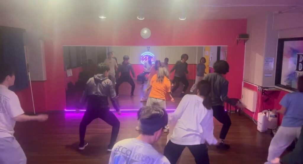 初心者向け福岡博多の少人数K-POPダンスレッスンの魅力
