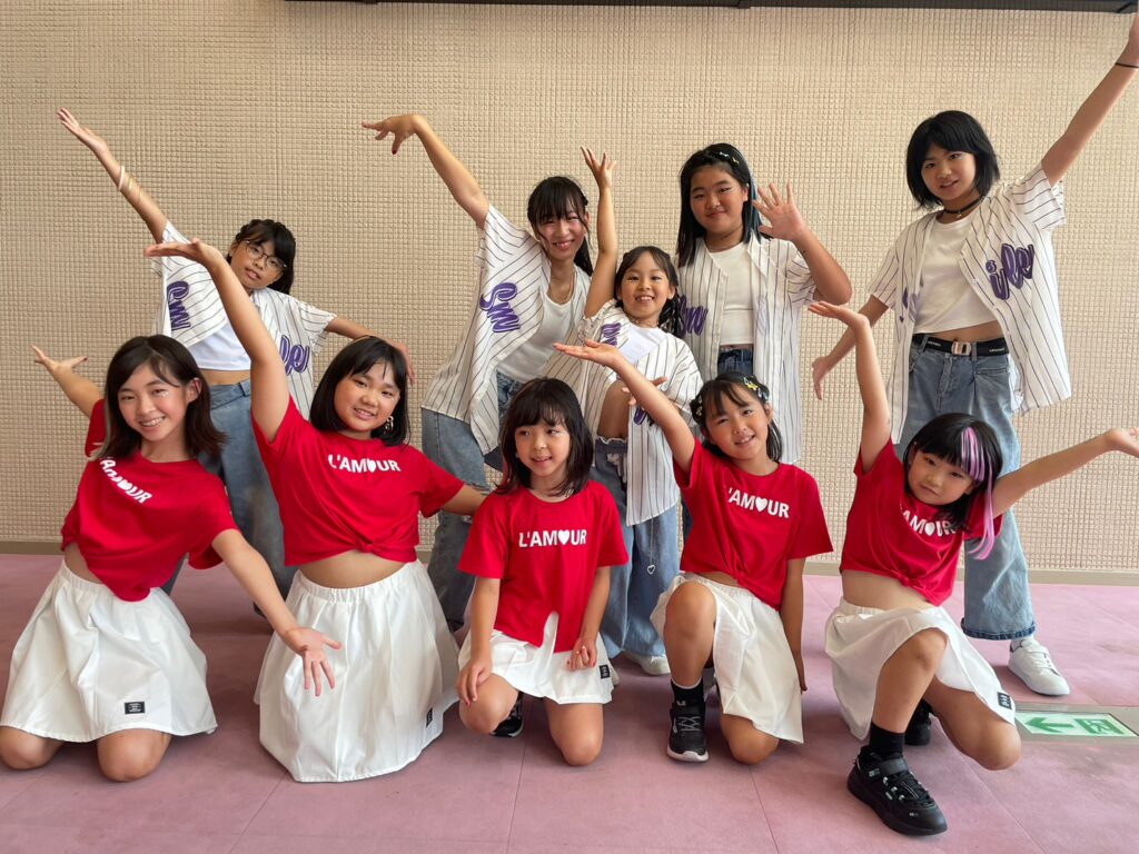 福岡西新の初心者歓迎少人数キッズダンスK-POPスクールの様子