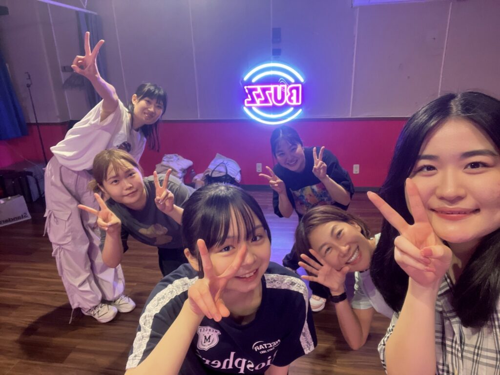 福岡北九州エリアのダンス初心者向けK-POP指導シーン