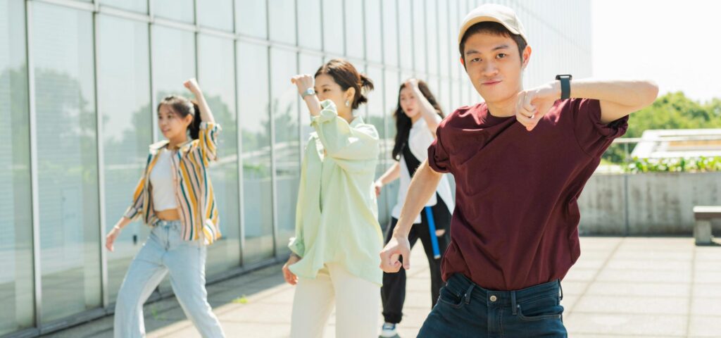福岡天神の初心者歓迎アイドルダンス体験会の様子