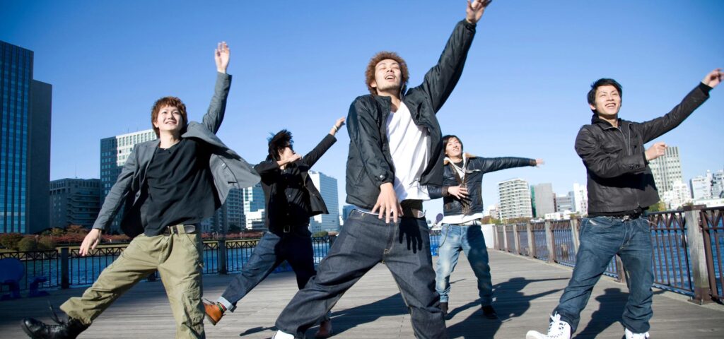 福岡天神にある初心者専用K-POPダンススクールのスタジオ内の様子