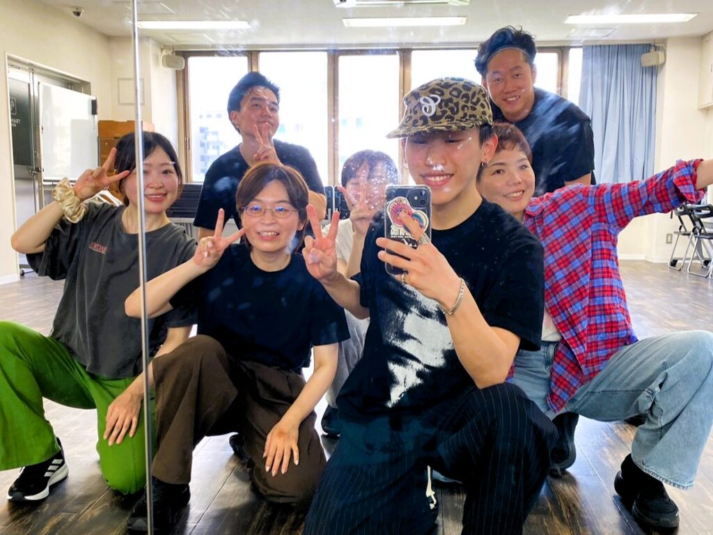 天神の福岡ダンススクールブライトでK-POPを習う初心者
